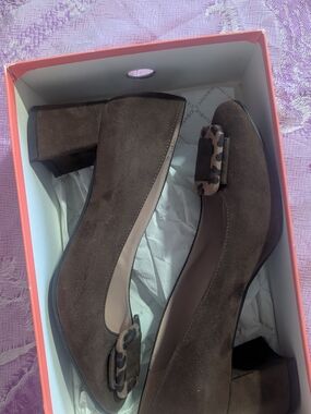 Vera Pelle Chocolate Brown Suede Block Heel Pumps with Leopard Bow Accent